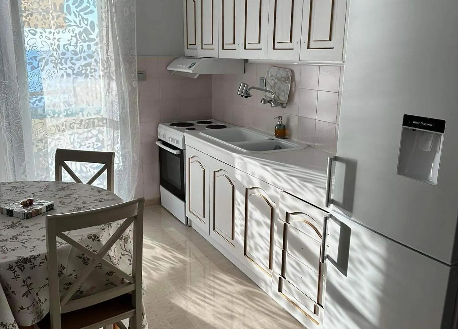 شقة Peraiarooms Suites